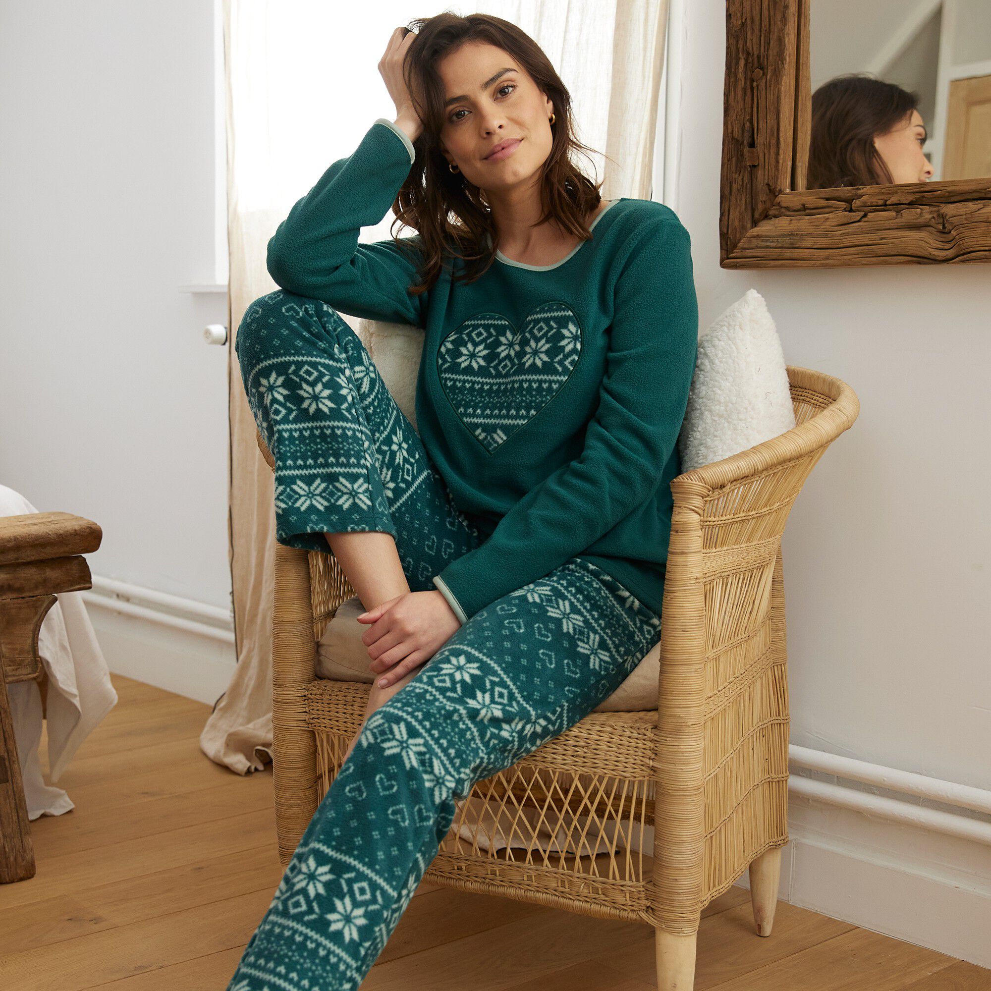 Pyjama pantalon maille polaire manches longues imprimé coeur