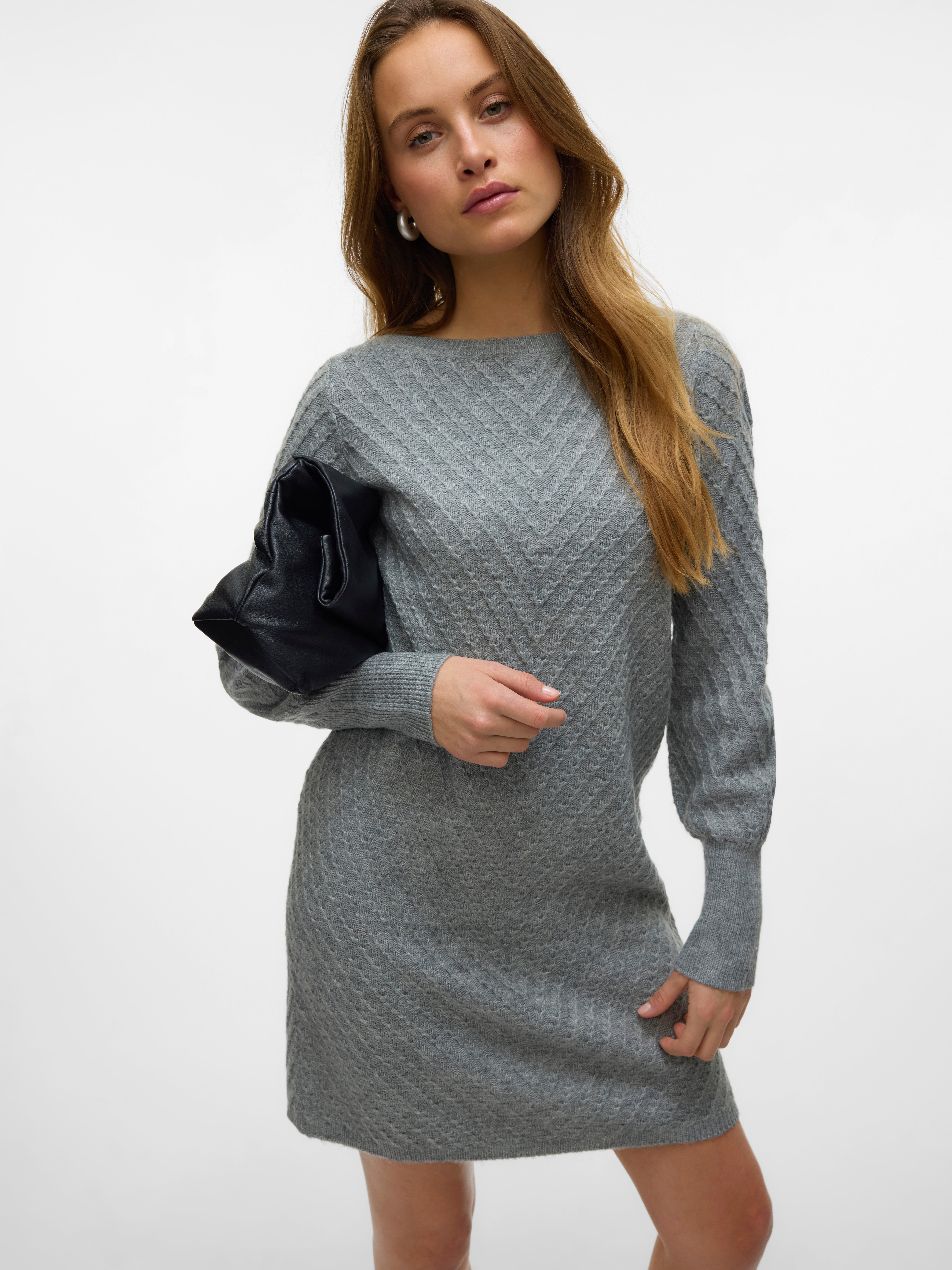 VMANJASTINNA Midikleid
