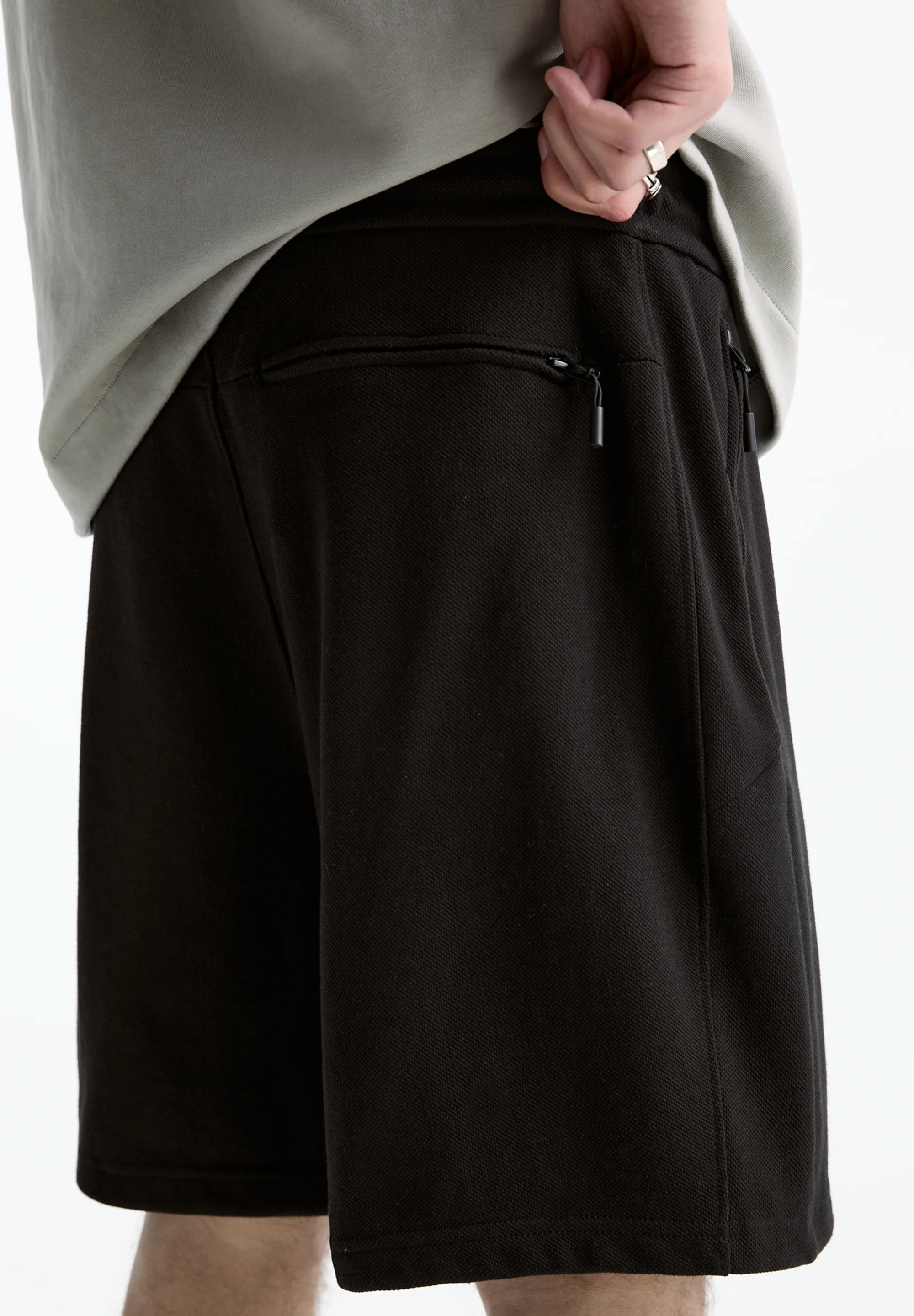 PULL&BEAR JOGGER - BERMUDA - Pantalón deportivo