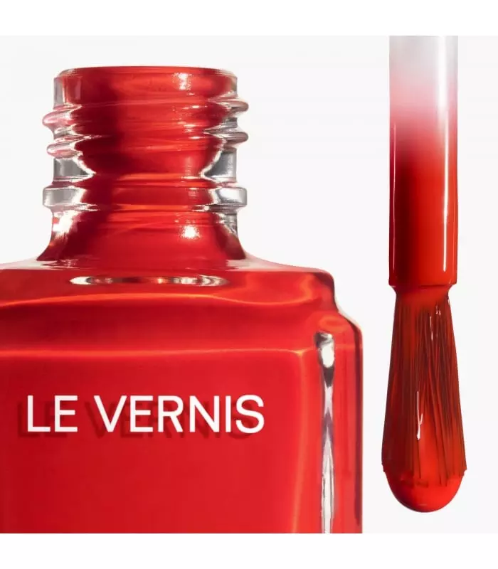 LE VERNIS Couleur Et Brillance Longue Tenue