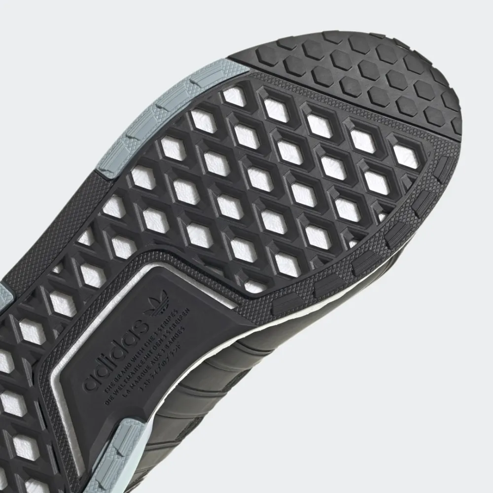 adidas NMD V3 GX2084 / schwarz