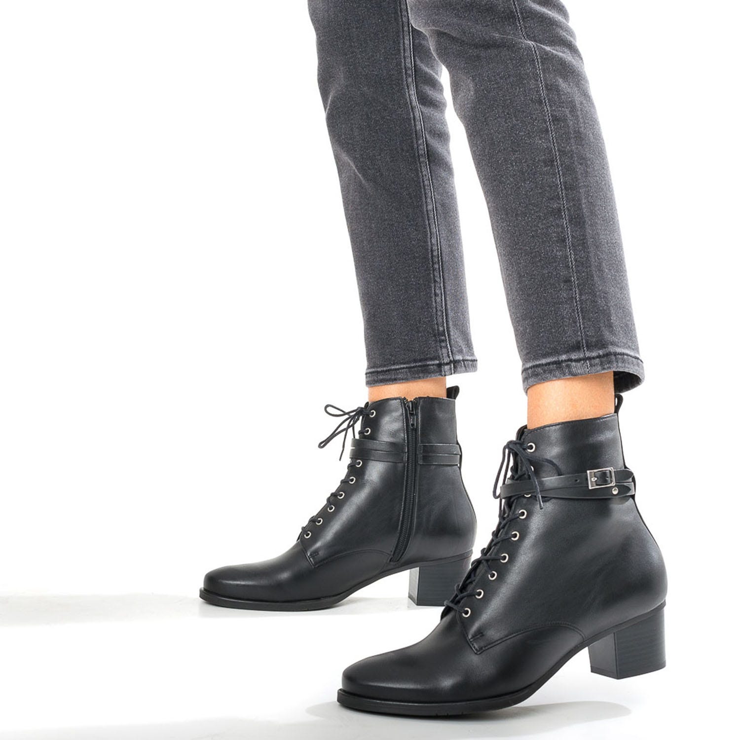 Bottine ERAM FLEX noire en cuir