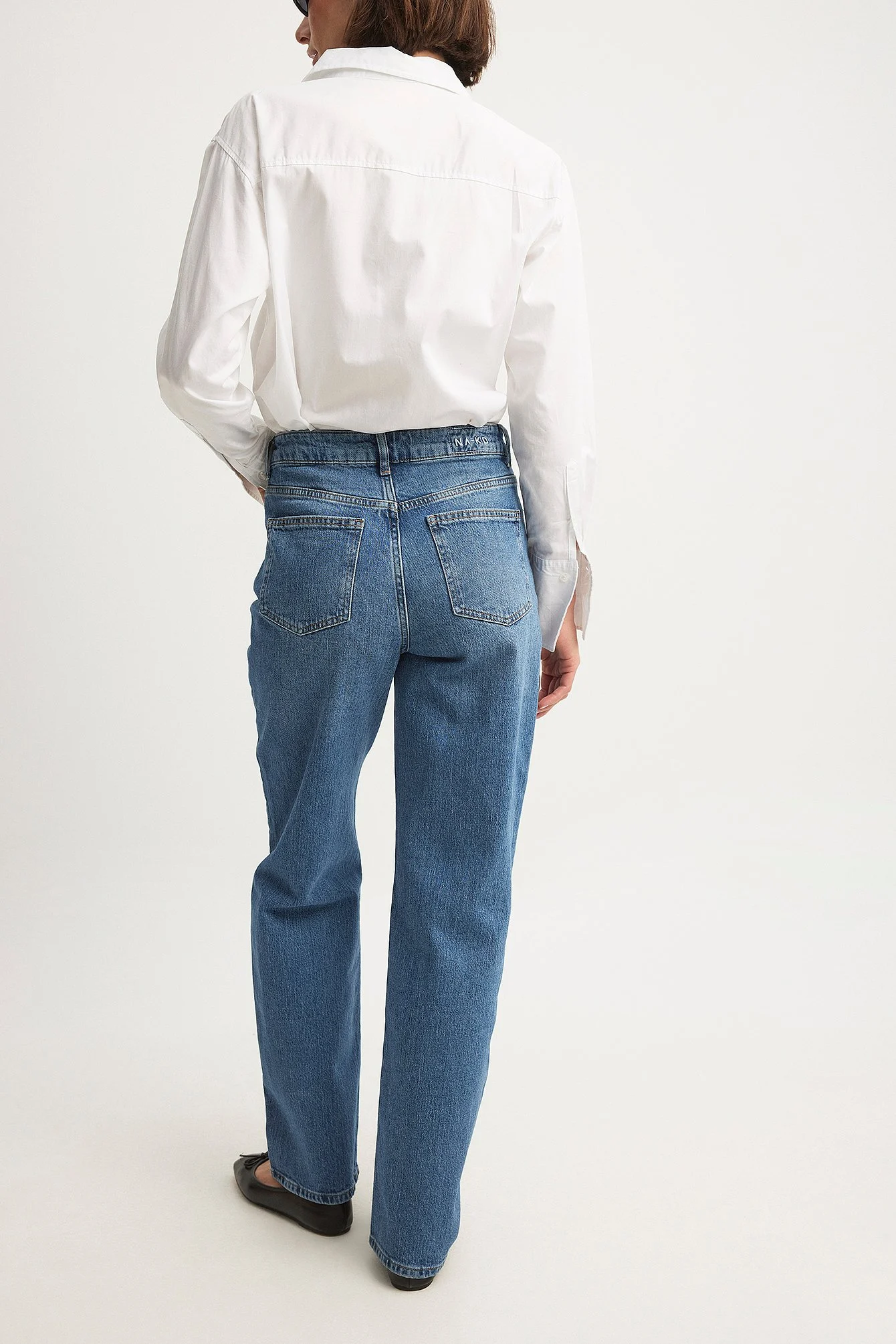 Gerade geschnittene Jeans mit hoher Taille