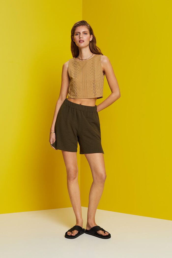Shorts knitted