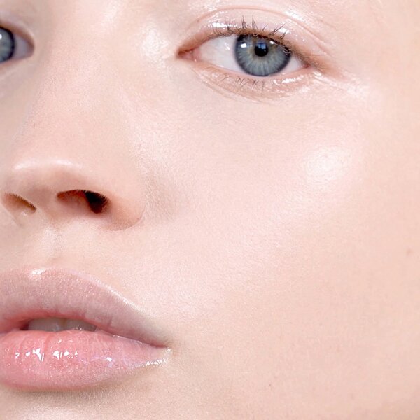 MÁDARA Glossy Venom Hydrating Lip Gloss Lipgloss