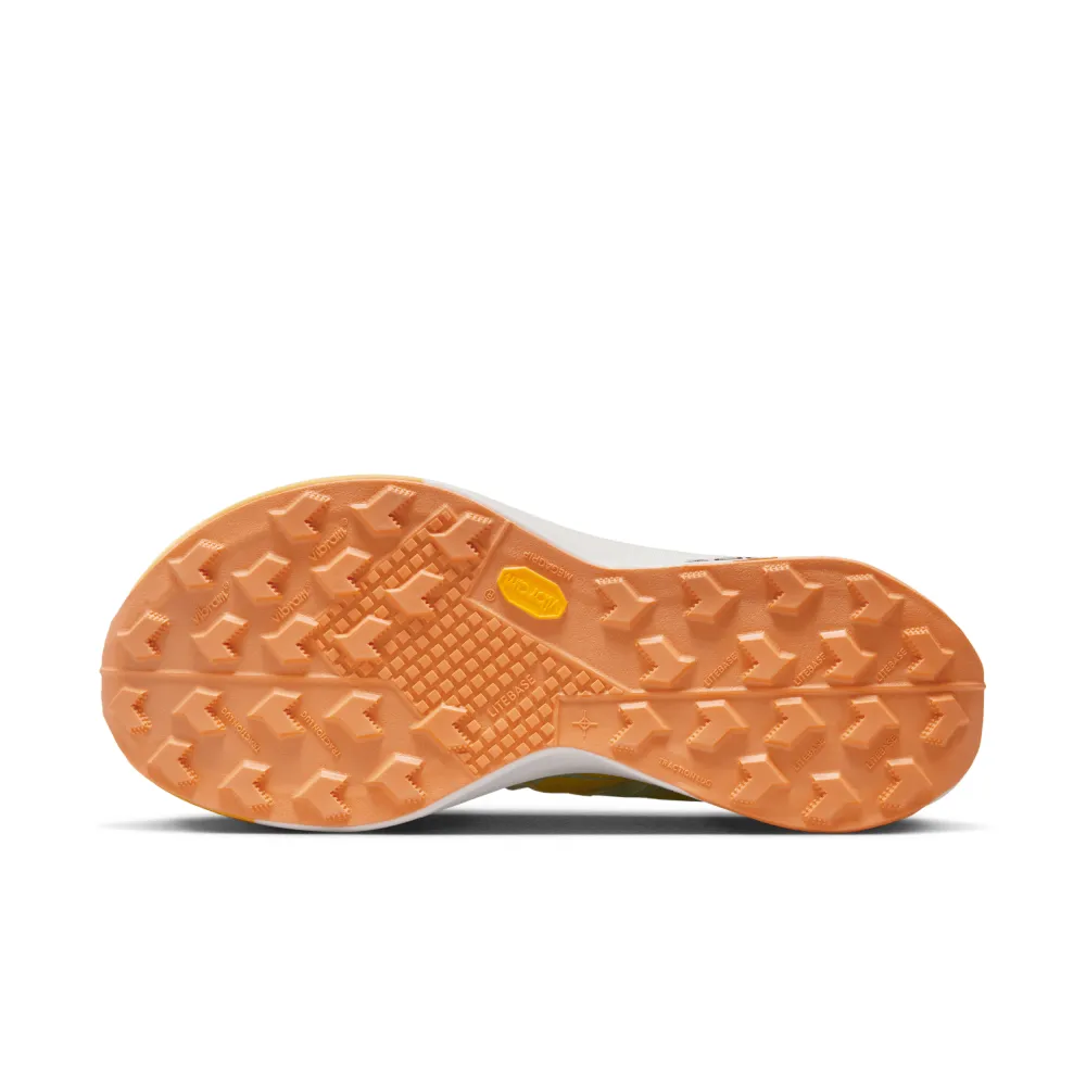 Nike Ultrafly Trail DX1978-102 / weiss
