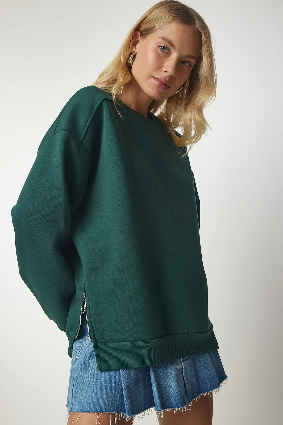 Happiness İstanbul  Khakifarbenes Strick-Sweatshirt mit Reißverschluss und Reliefmuster für Damen UB00148