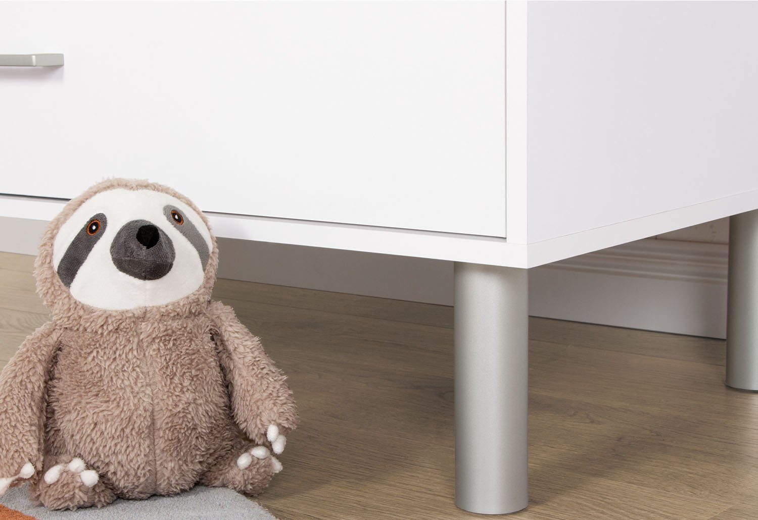 Pinolino® Babyzimmer-Komplettset Jarle breit groß, (Set, 3-St., Gitterbett, Wickelkommode, Kleiderschrank), zum Juniorzimmer umbaubar