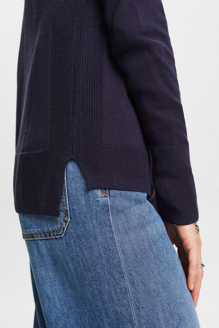 Pullover mit V-Ausschnitt