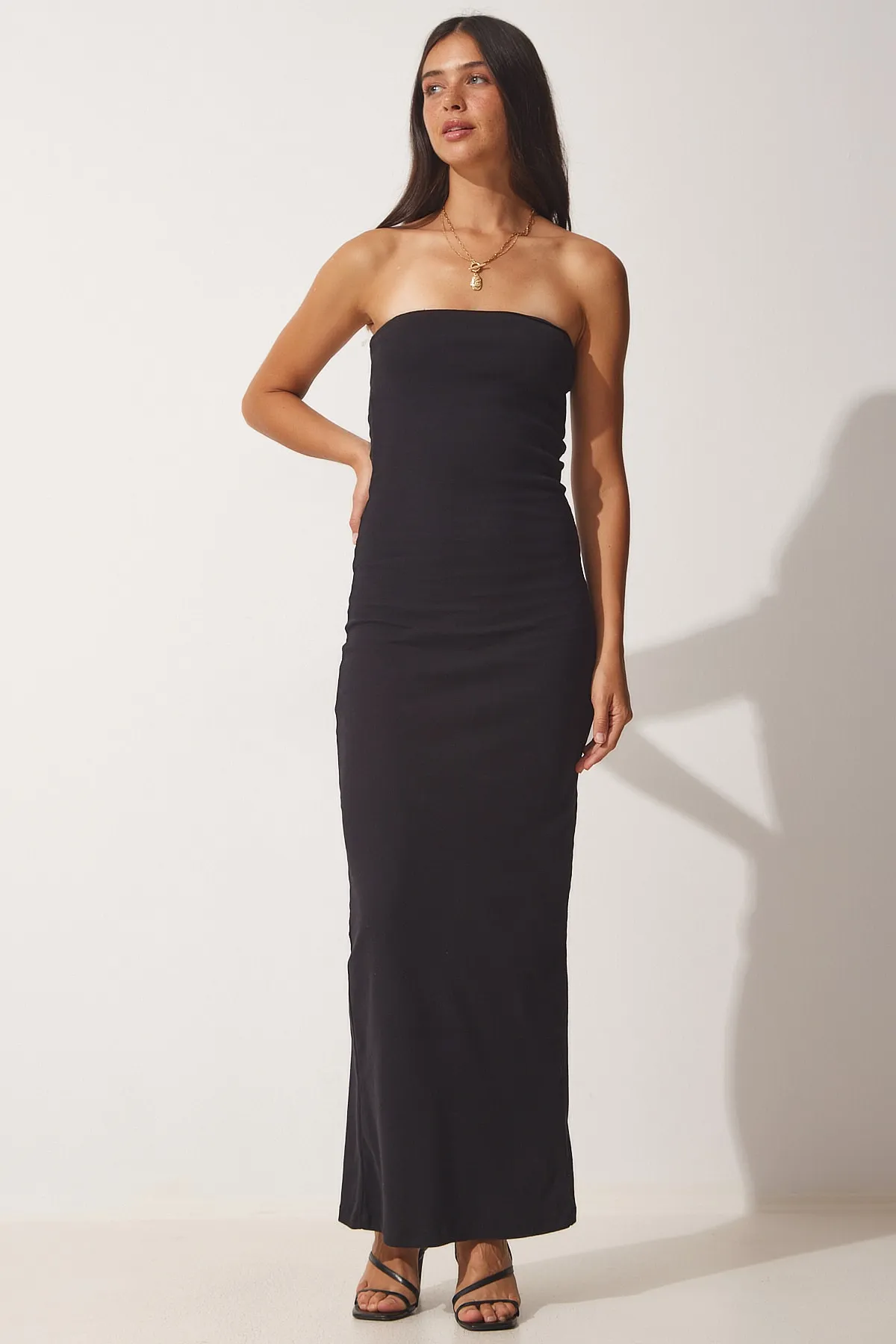 Happiness İstanbul  Schwarzes trägerloses Bleistiftkleid für Damen UB00118