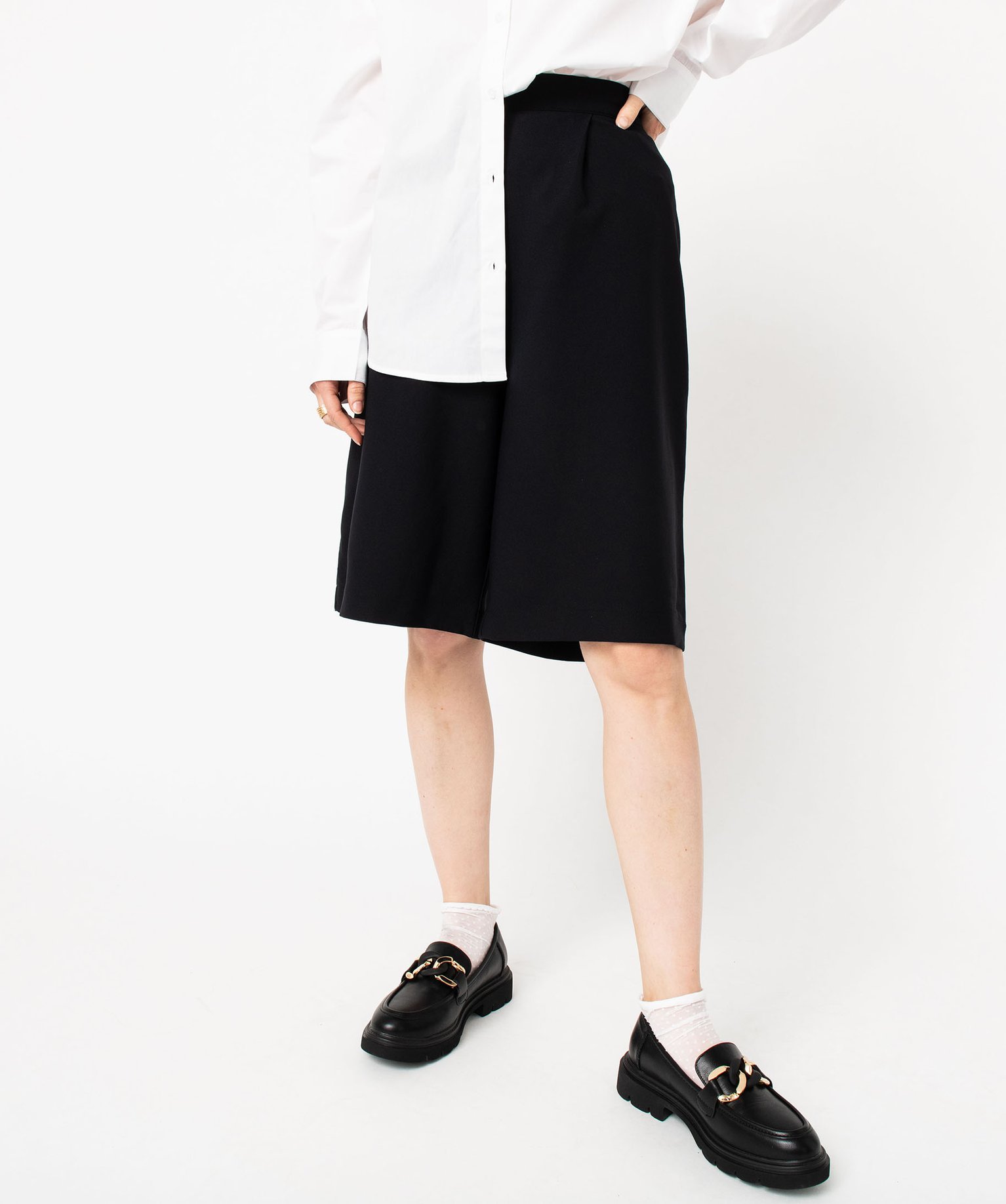 Bermuda ample à pinces femme noir | GEMO