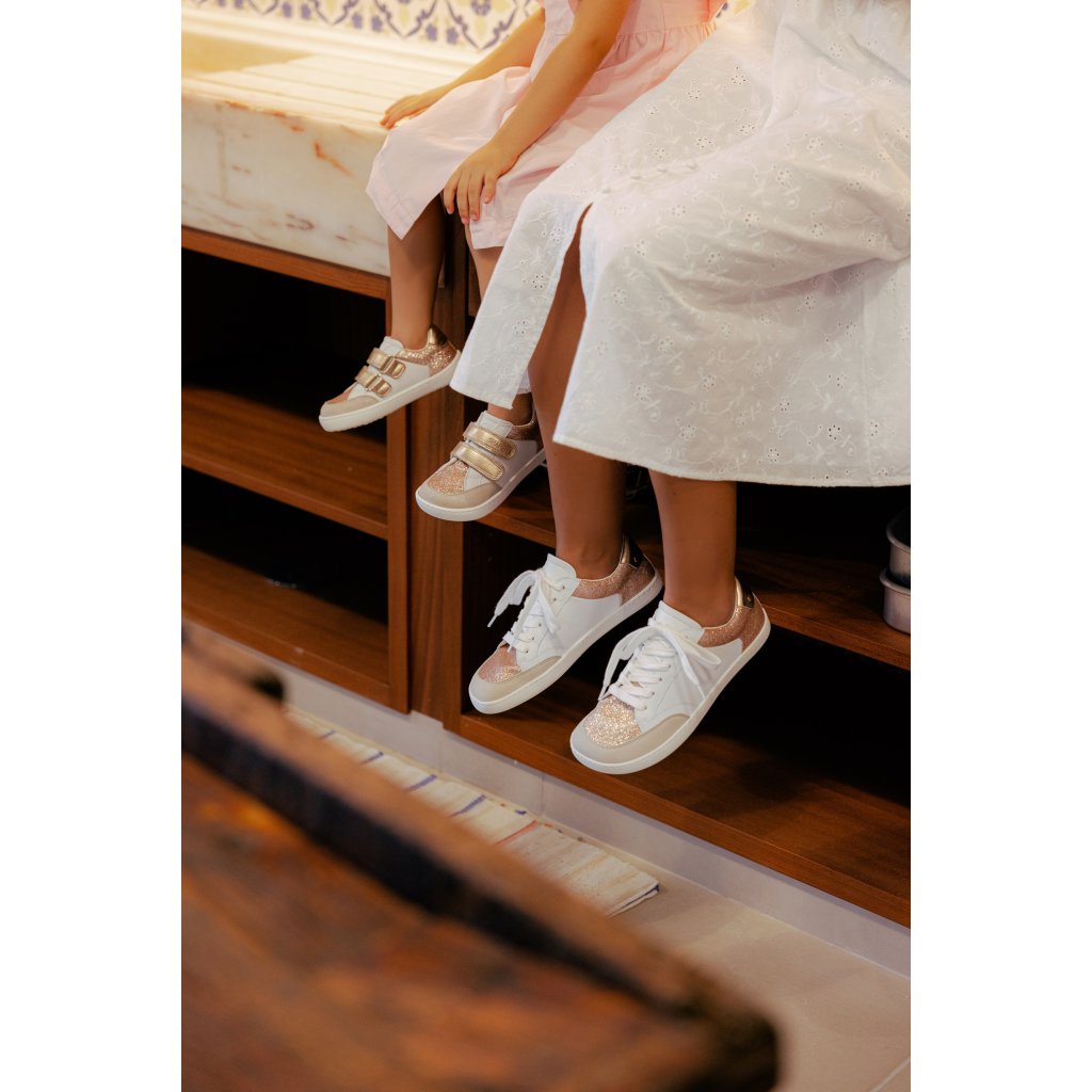 Shapen Charm Mini Rose Gold Leather Barfußsneakers