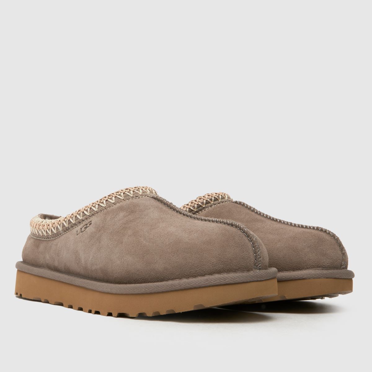 Copati UGG Tasman v dimljenem vzorcu