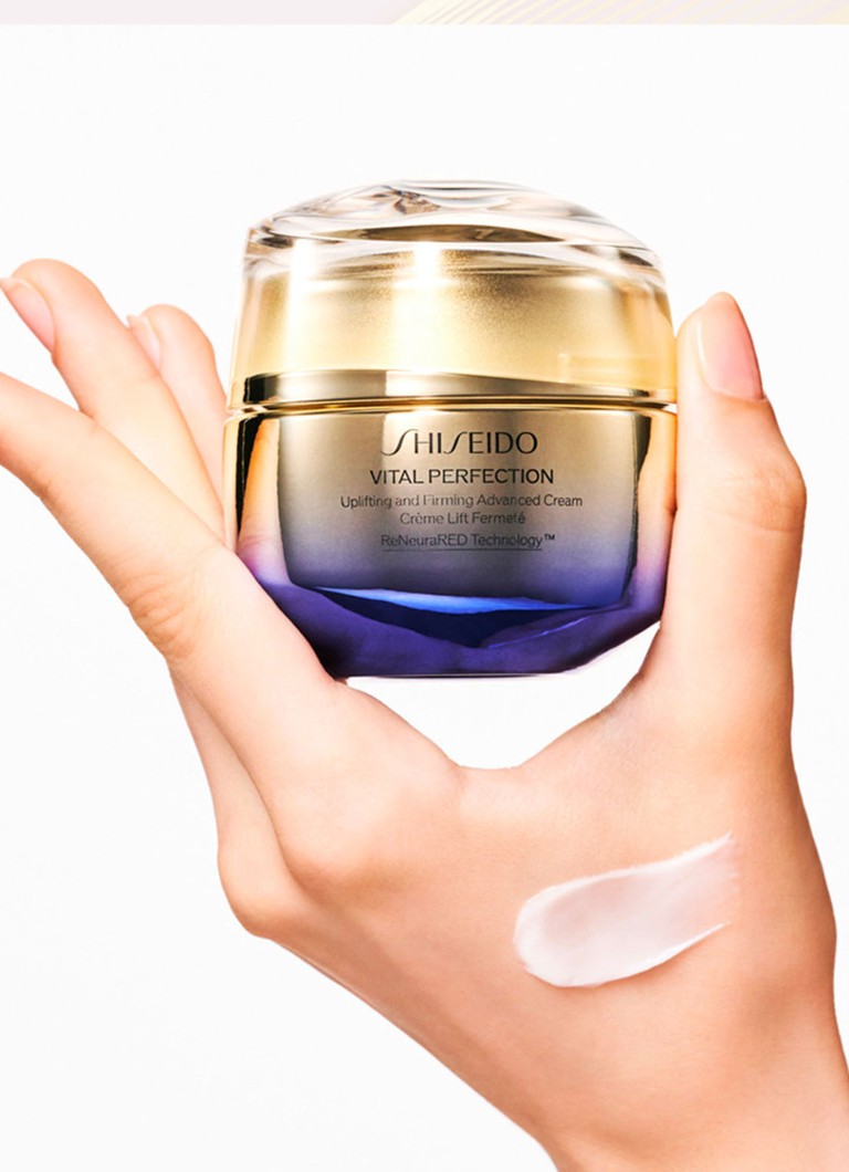 Shiseido Straffende und Festigende Tagescreme LSF 30 - Tagescreme