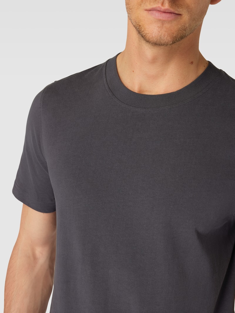 T-Shirt mit Label-Detail Modell 'MAARKOS' in graphit