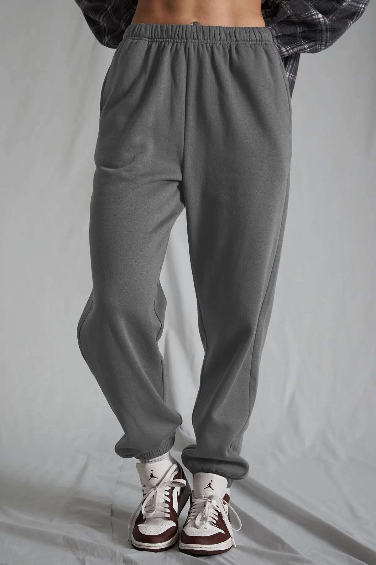 Madmext  Anthrazitfarbene Oversize-Jogginghose mit elastischem Bund für Damen MG1235