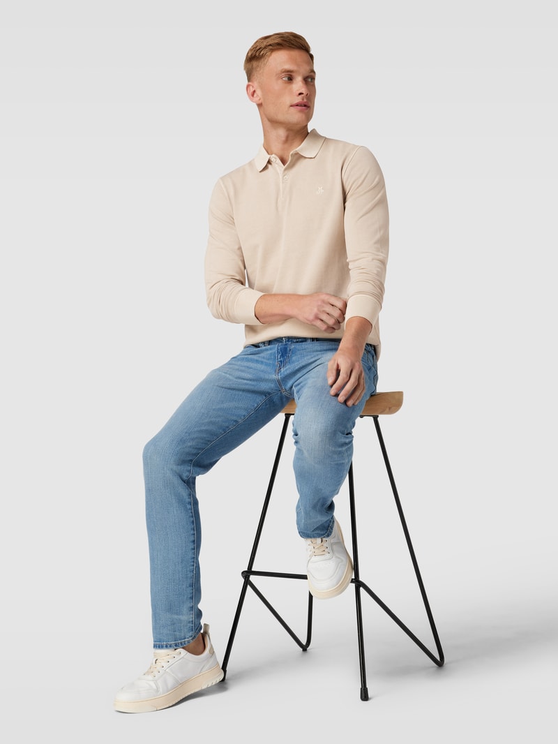 Poloshirt aus Baumwolle mit Label-Detail in sand