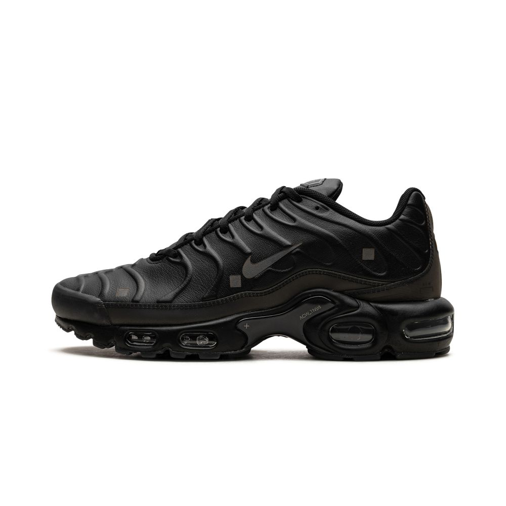 Nike Air Max Plus x A COLD WALL FD7855-002 / weiss
