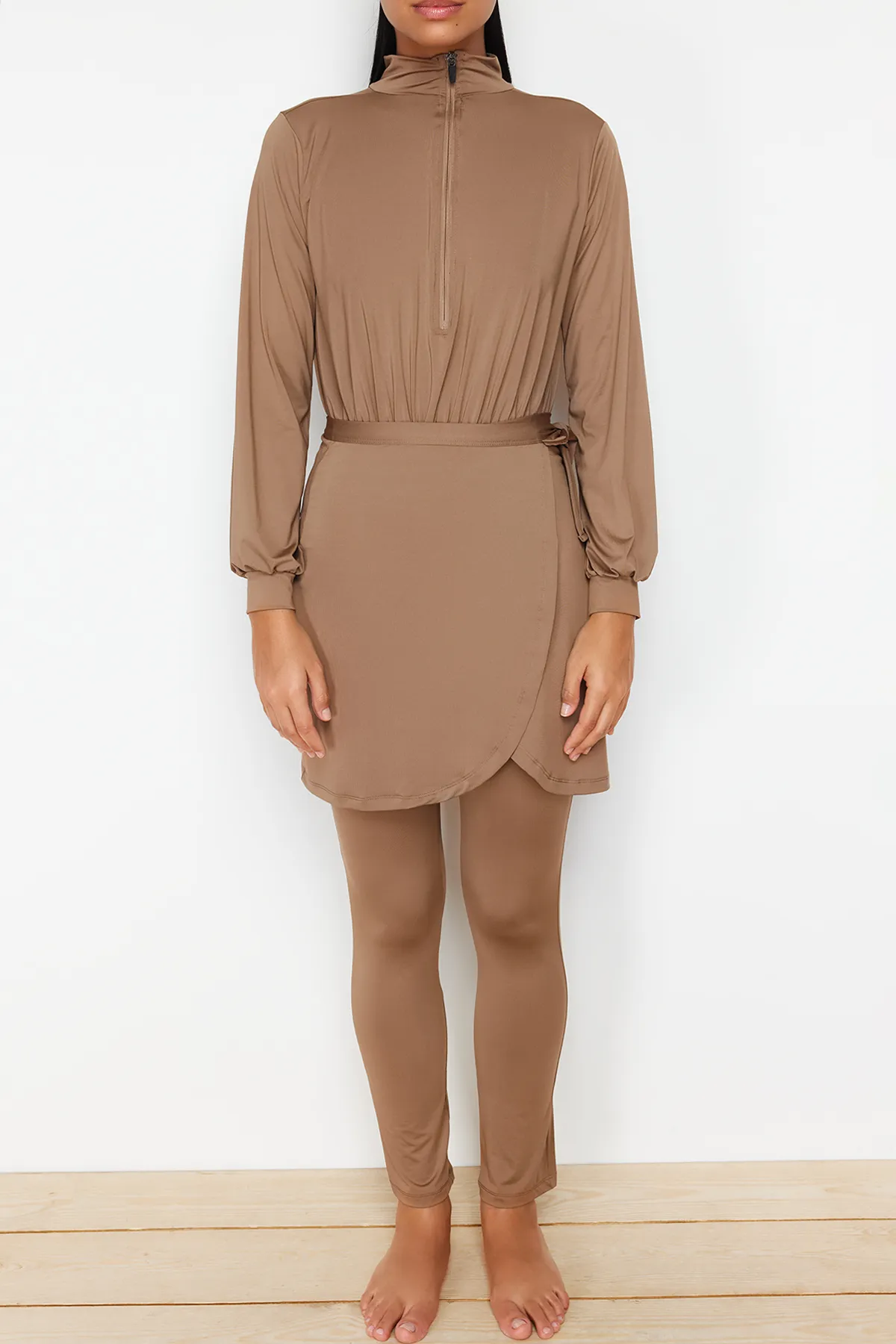 Trendyol Modest  Mink Gather Detailliertes Beachwear-Badeanzug-Set mit vollständiger Abdeckung, 4-teilig TCTSS24CF00001