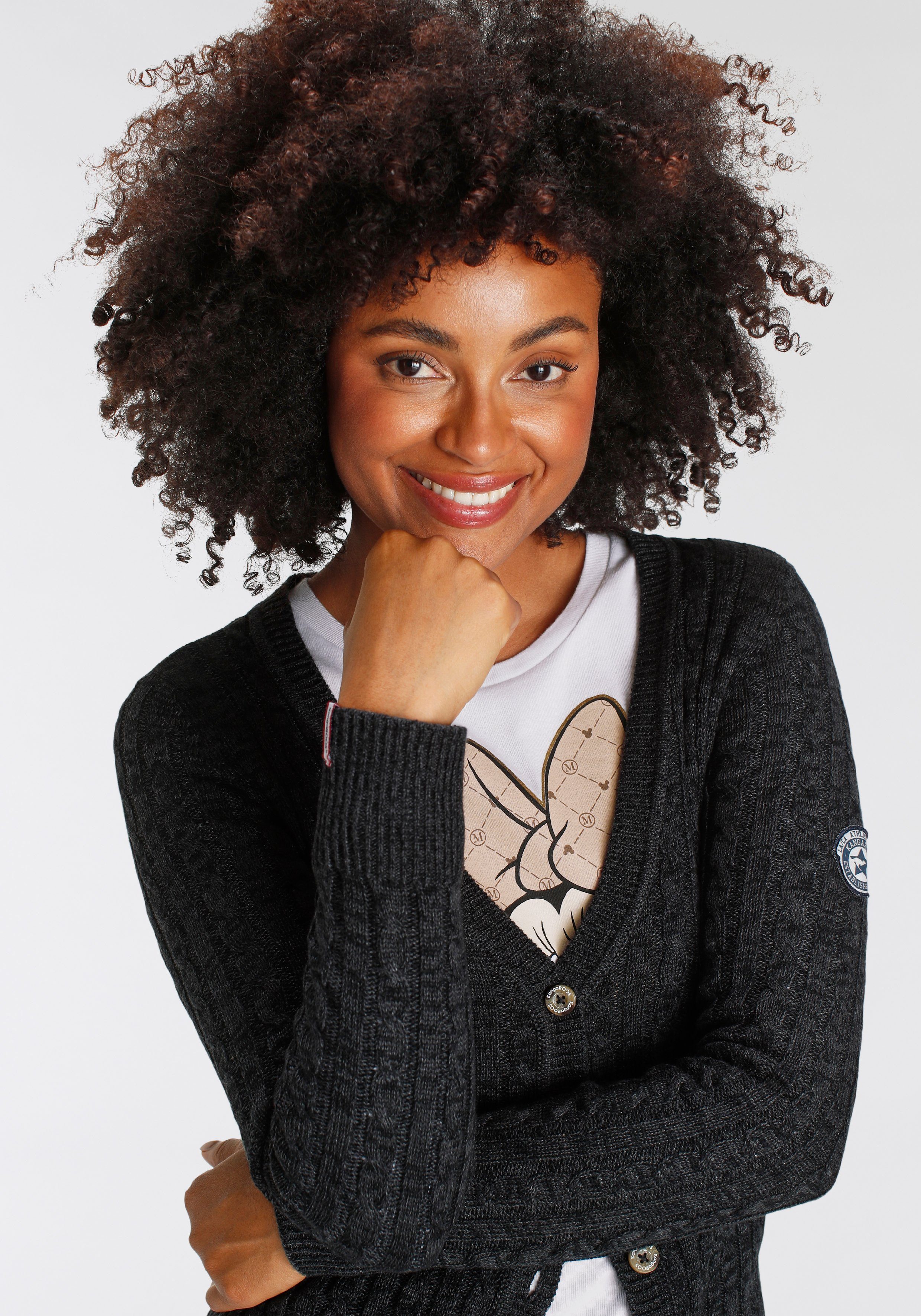 KangaROOS Longstrickjacke mit trendigem Zopfmuster und Taschen
