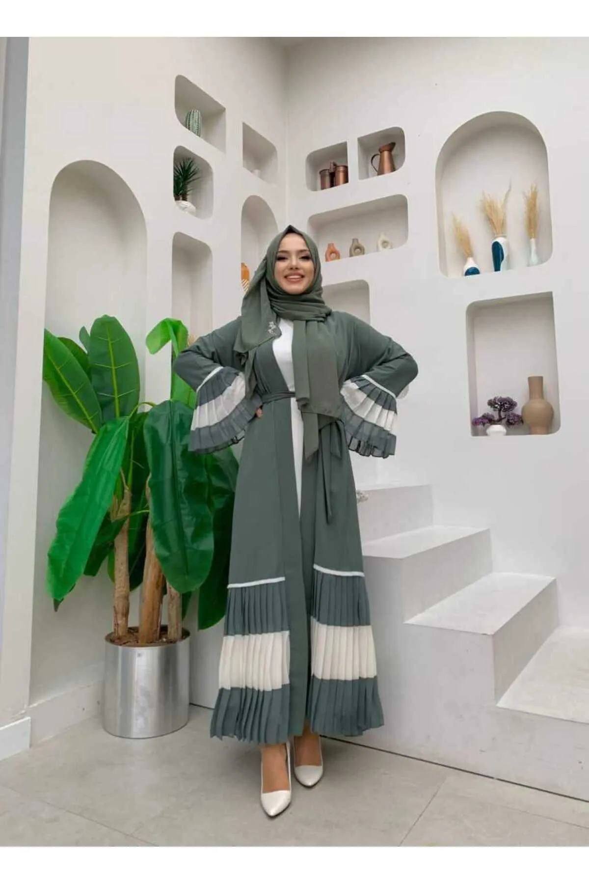 Bym Fashion  Ärmel und Rock, zweifarbig, Taillengürtel, plissierte Abaya 7454 Mint