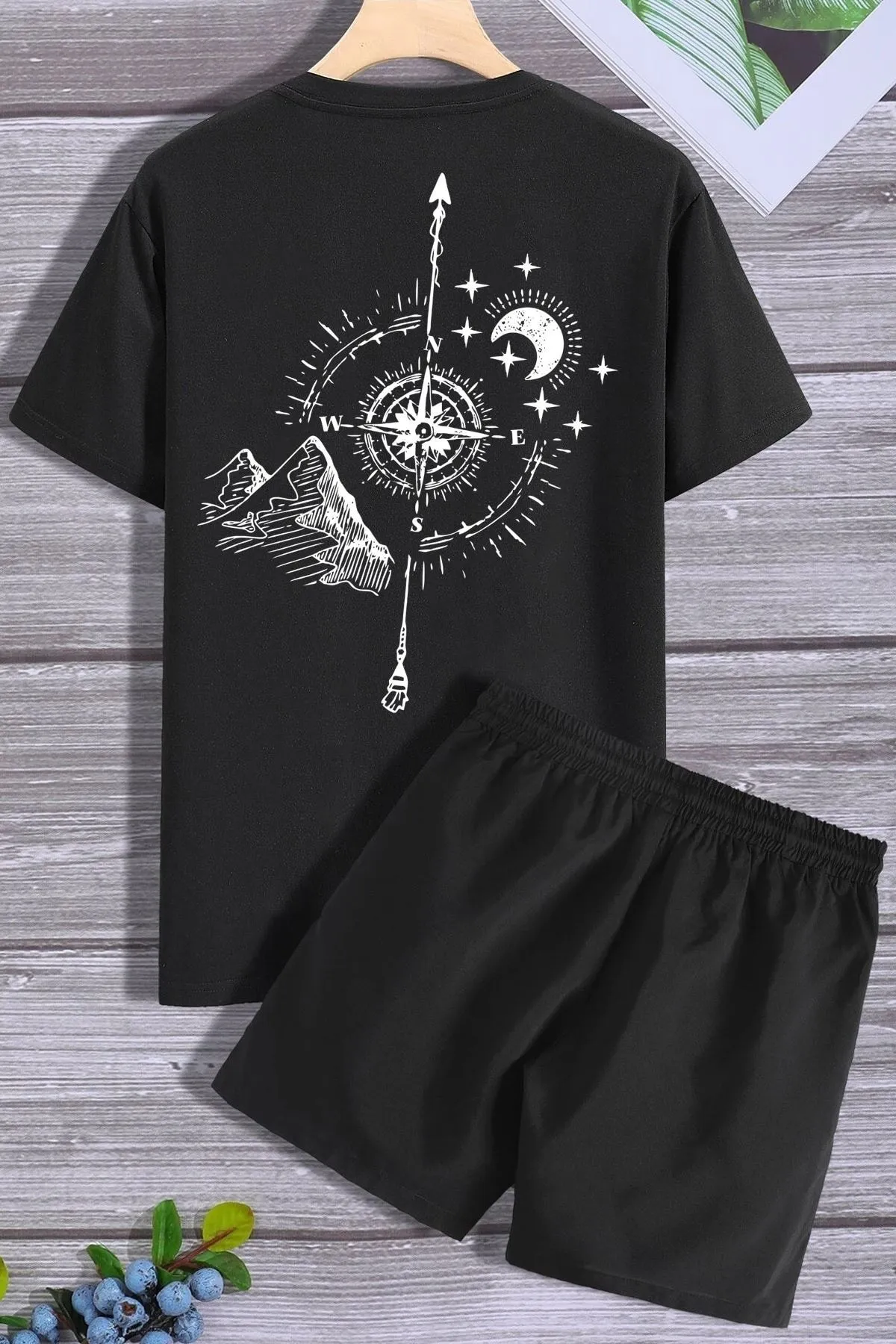 trendypassion  Compass Shorts T-Shirt-Trainingsanzug-Set