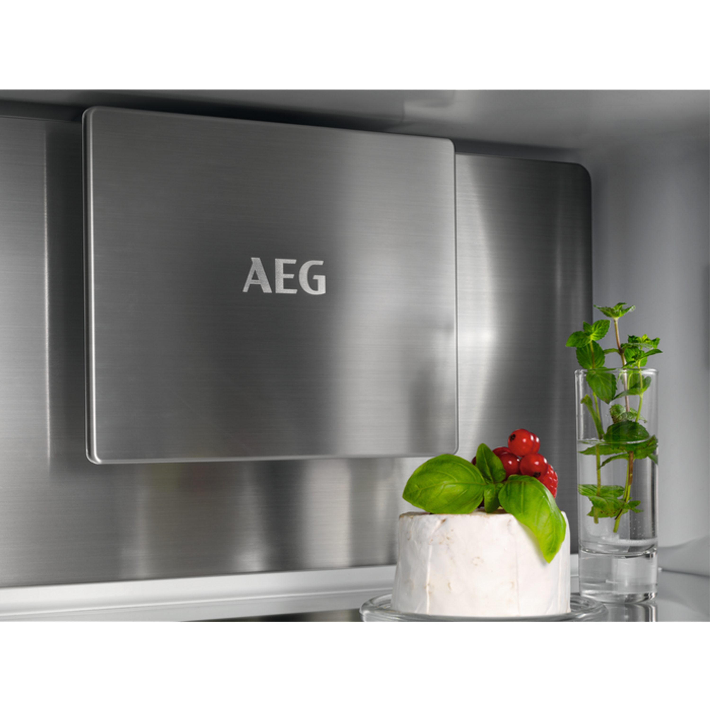 AEG Einbaukühlgefrierkombination SCE818E8MF, 177 cm hoch, 56 cm breit, NoFrost, Festtür