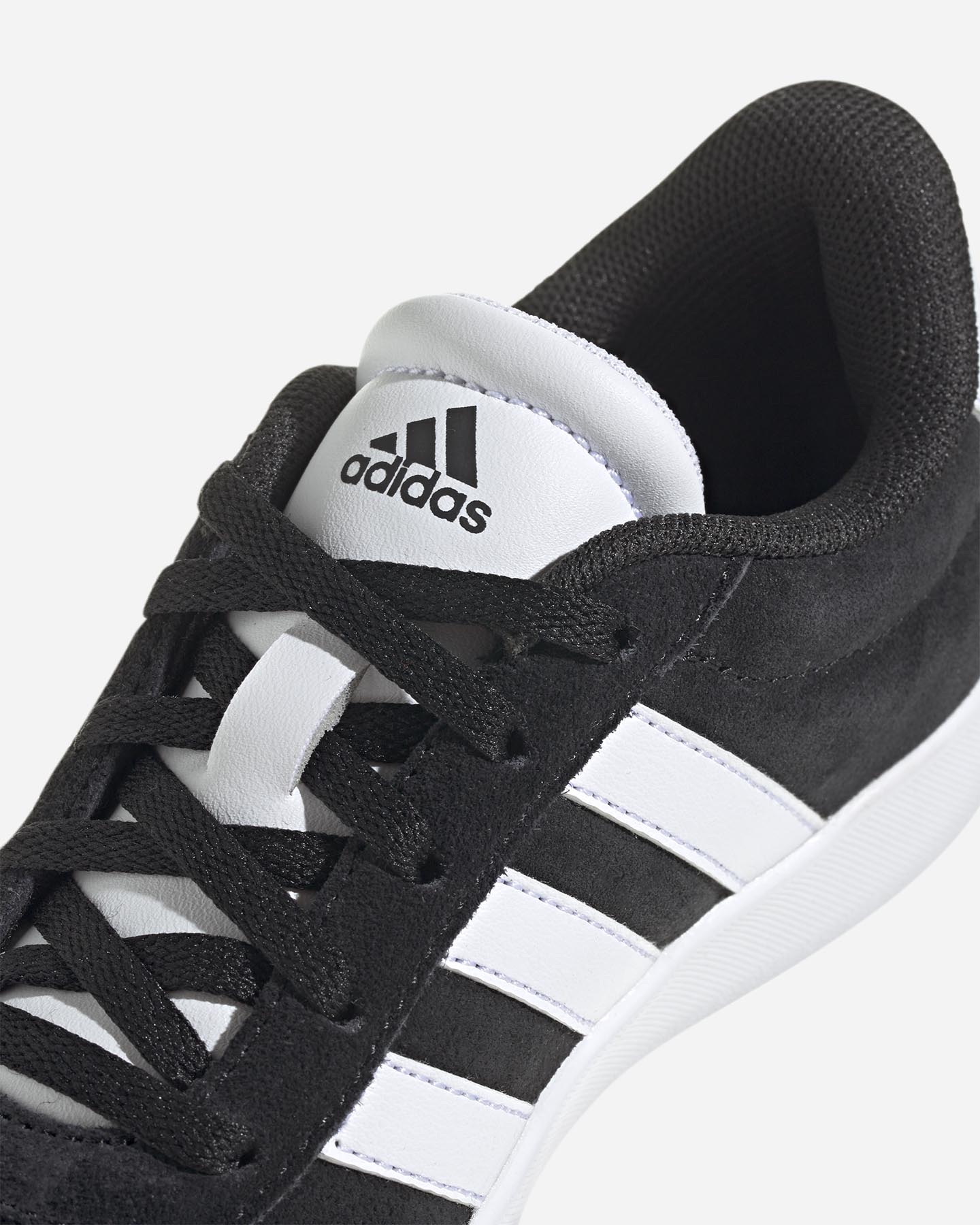Buty sportowe Adidas Core Vl Court 3,0 Gs Jr ID6313