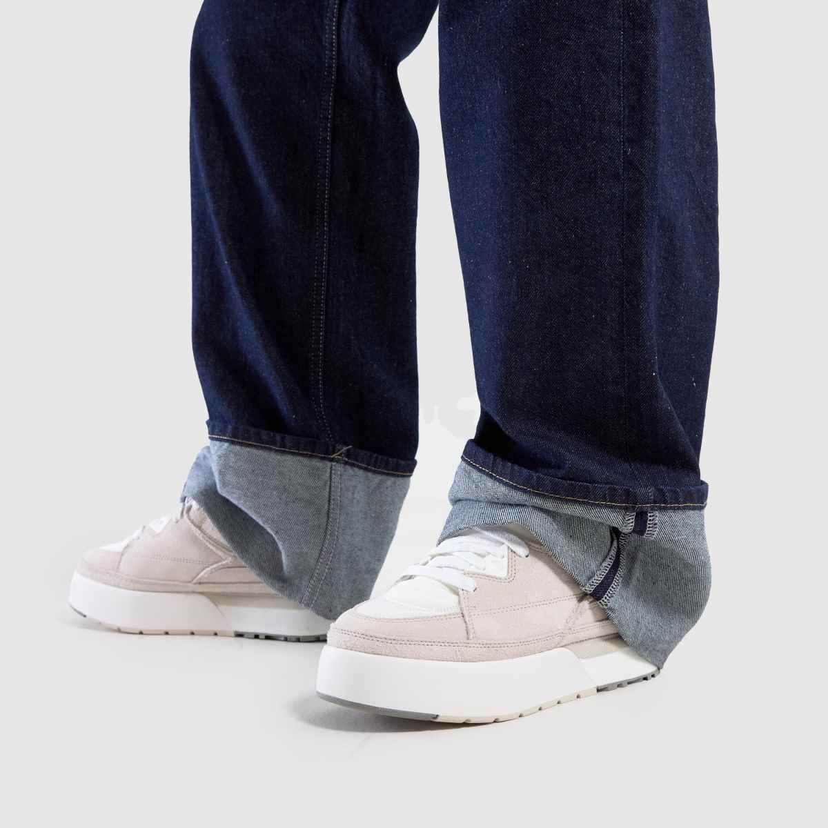 UGG Goldencush kerámia tornacipő