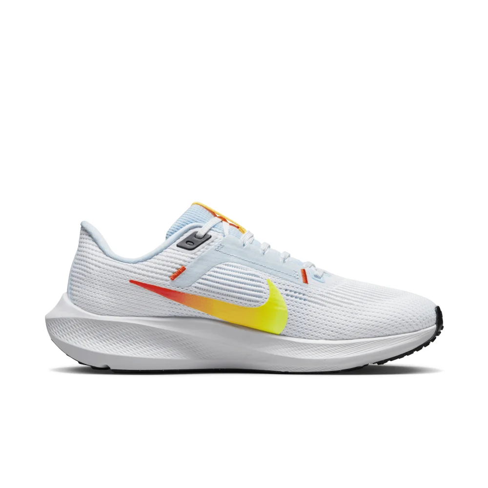 Nike Air Zoom Pegasus 40 DV3854-102 / weiss