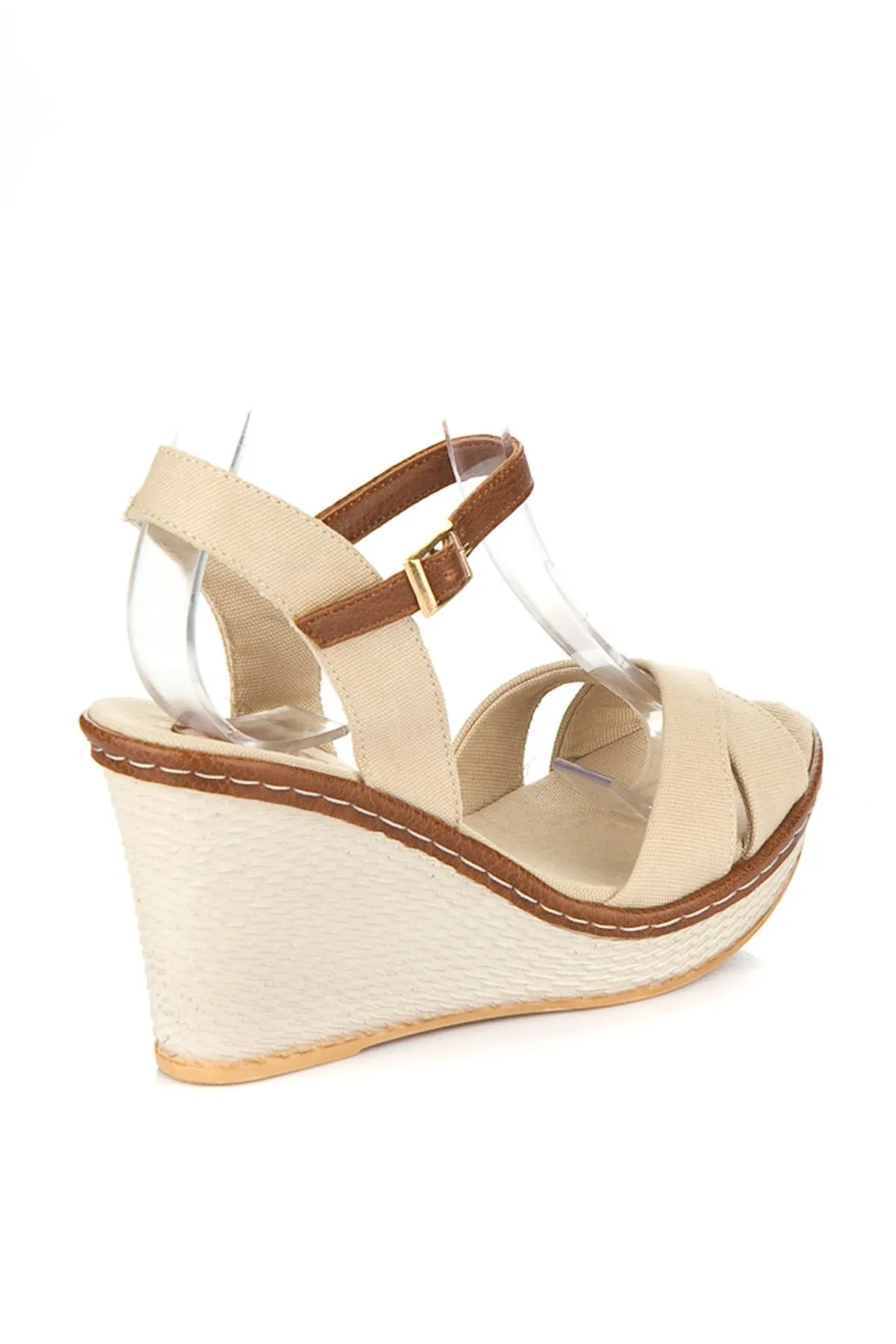 Fox Shoes  Beigefarbene Damenschuhe mit Keilabsatz 9674040205