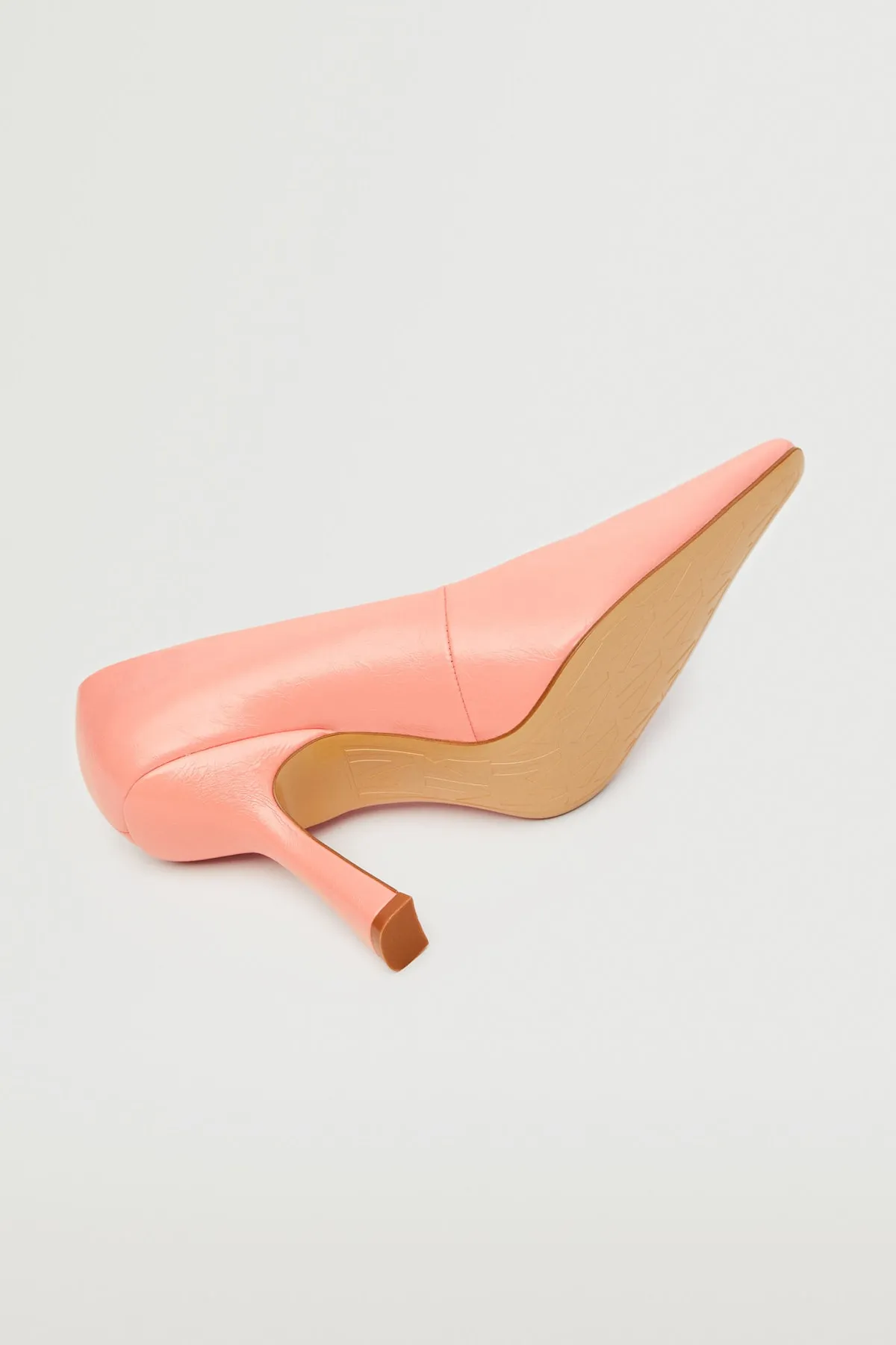 MANGO  Lachsfarbene Damen-Klassikerschuhe 27052509