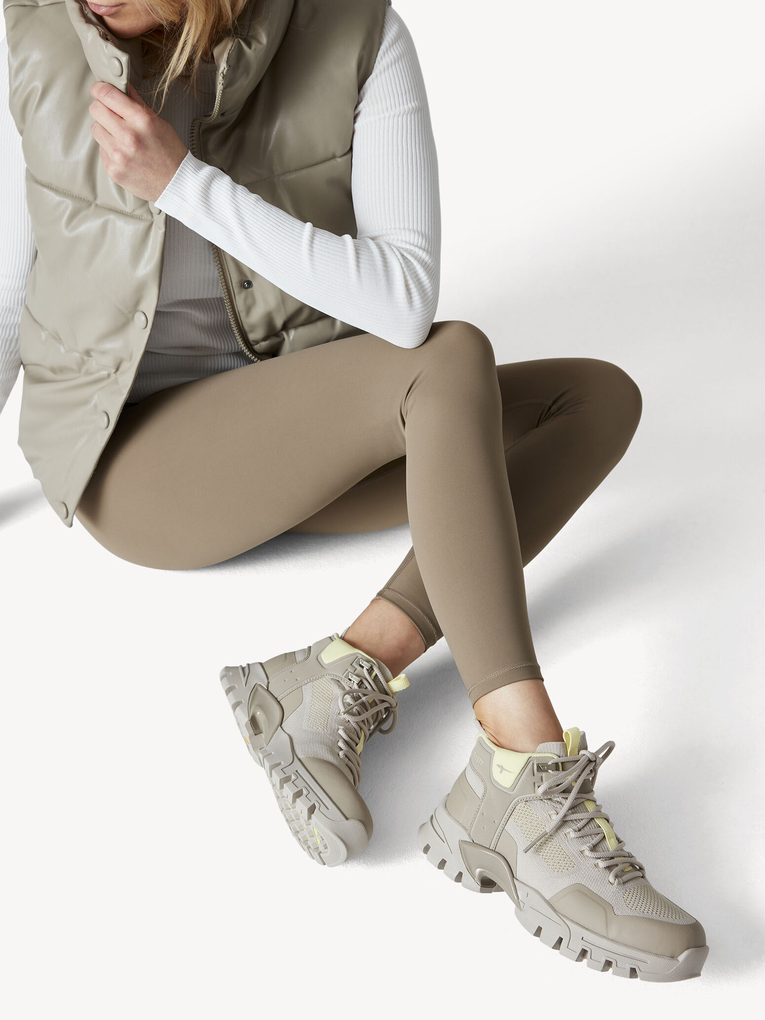 Chaussure de randonnée T-1277 - beige