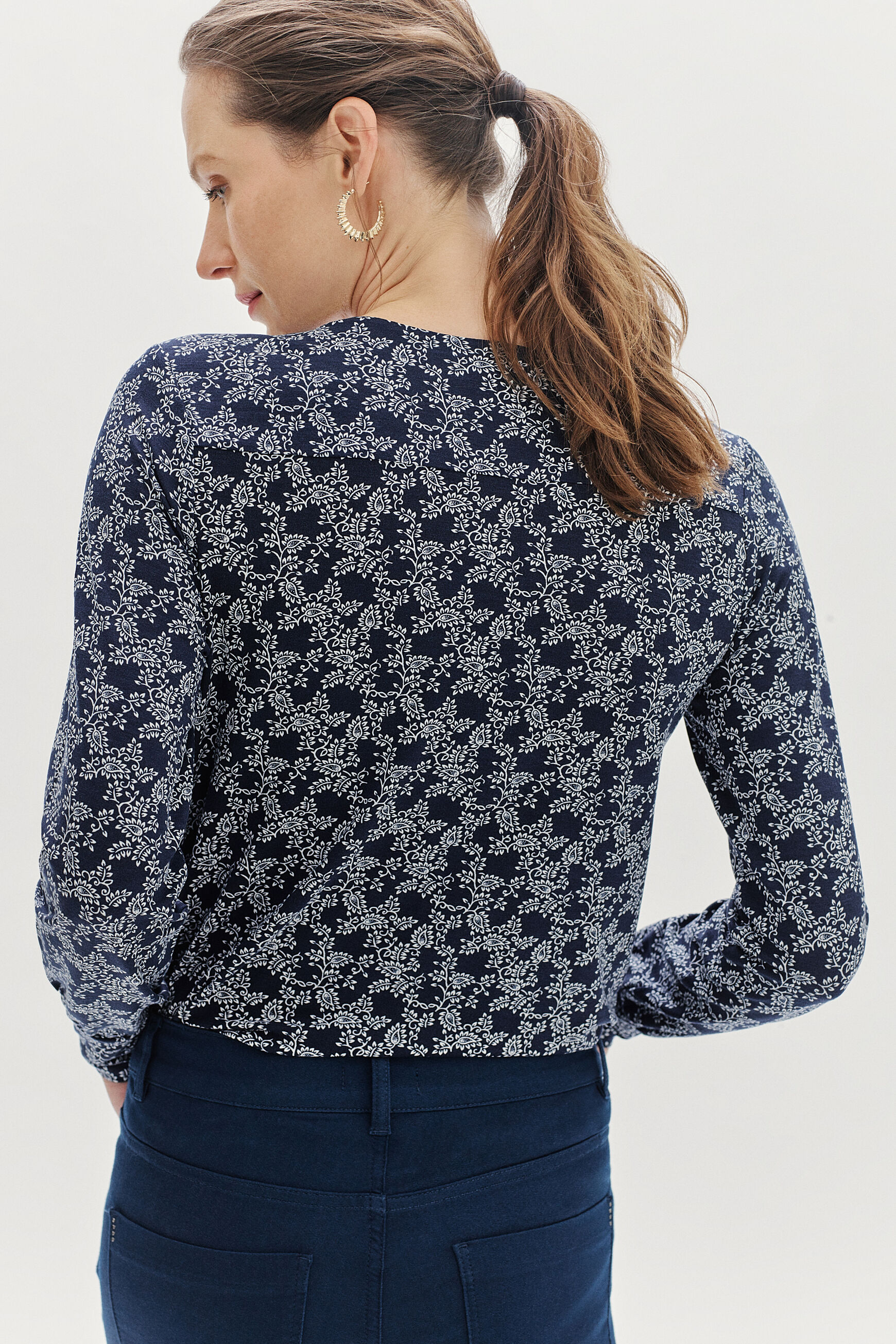 t-shirt zoe arabesque bleu marine femme