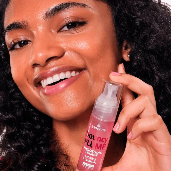 Essence Bouncy Plump -pehmennyspohjustusvoide 30ml