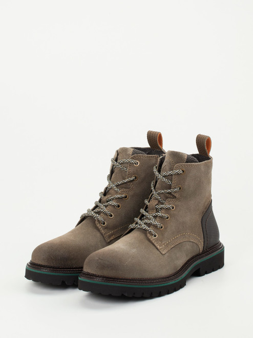 Boots-48012490019 Ambitious
