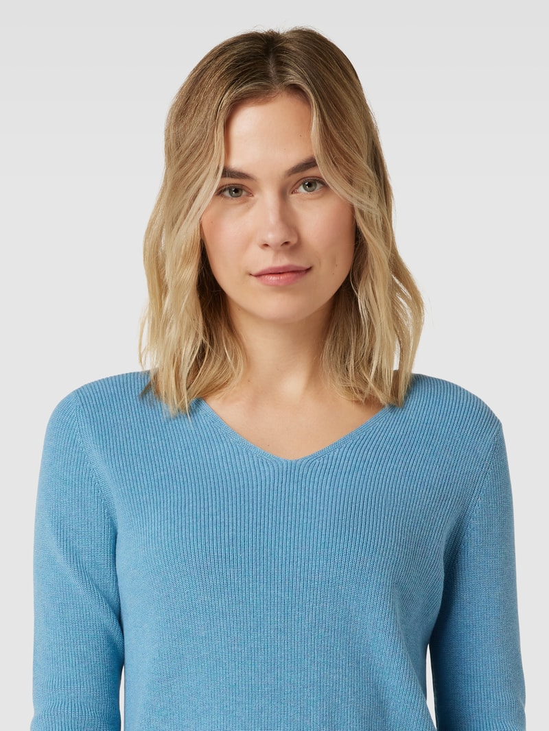 Strickpullover mit abgerundetem V-Ausschnitt in blau meliert