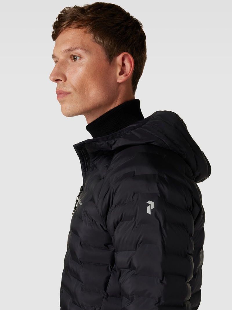 Steppjacke mit Reißverschlusstaschen Modell 'Argon' in schwarz