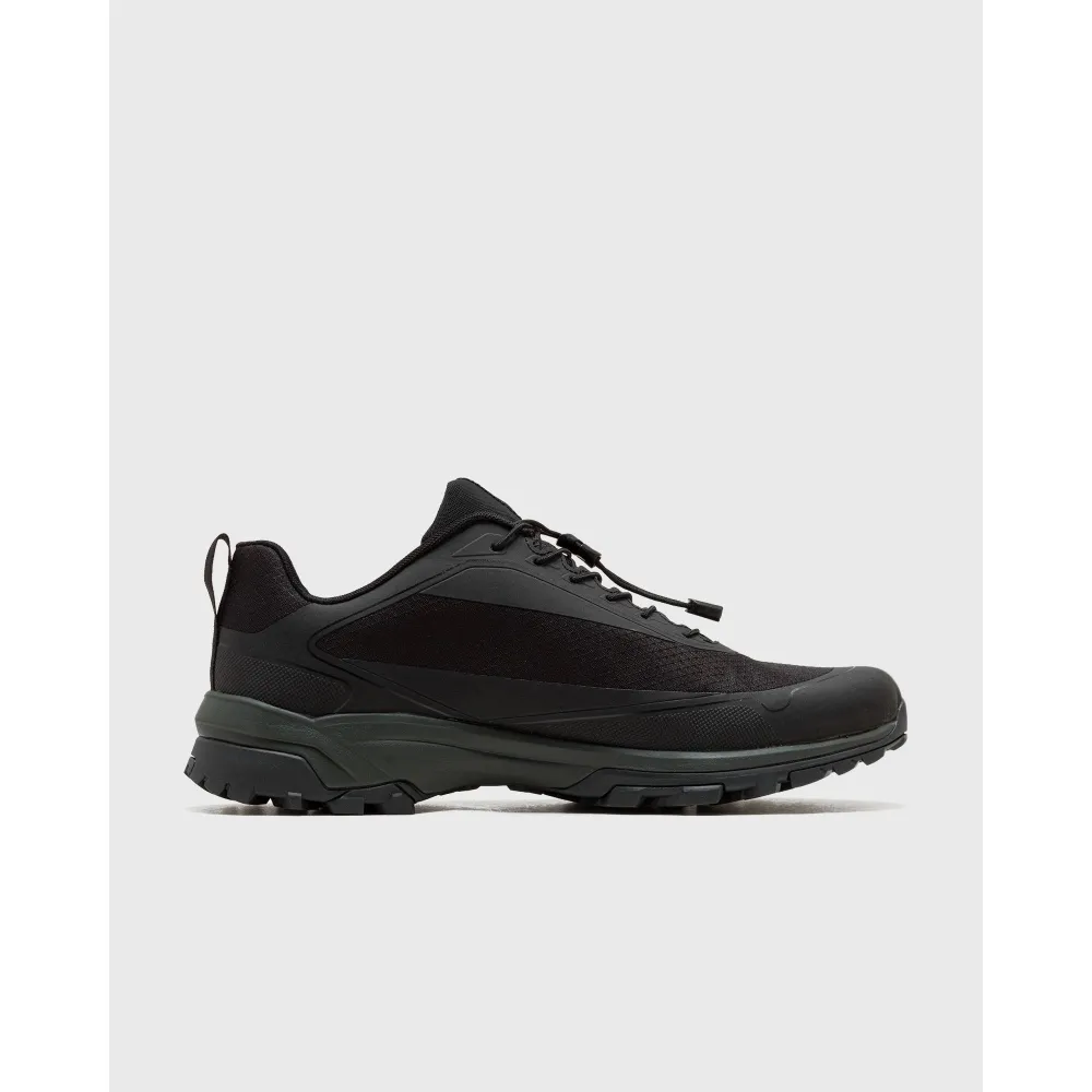 Norse Projects Laced Up Runner V02 NPF01-0008-9999 / schwarz