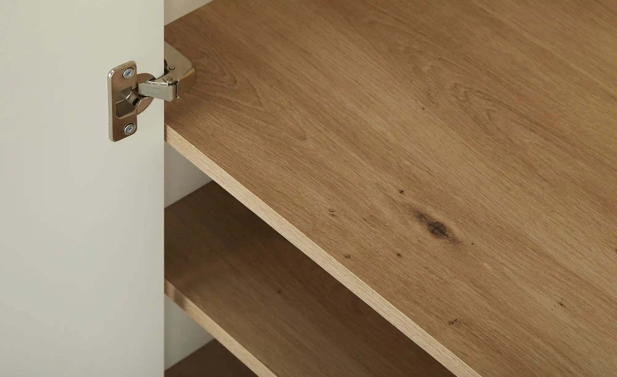 Garderobenschrank