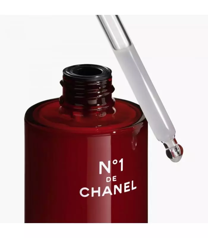 N°1 DE CHANEL SÉRUM REVITALISANT Prévient et corrige l'apparence des 5 signes de l'âge
