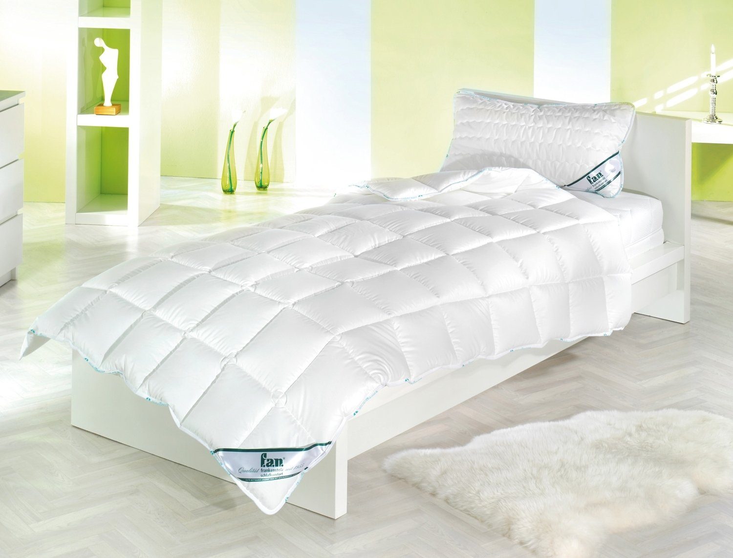 Baumwollbettdecke, MEDISAN, Vierjahreszeiten-Steppbett, 220 x 155 cm, Frankenstolz, Füllung: Textilfaser, Bezug: Baumwolle