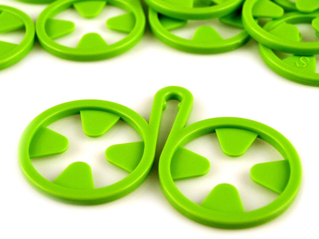 Schnoschi Basicsocken 10 Stk Sockenclips Sockenklammern Wäscheklammern Sockensortierer (10 Stück)