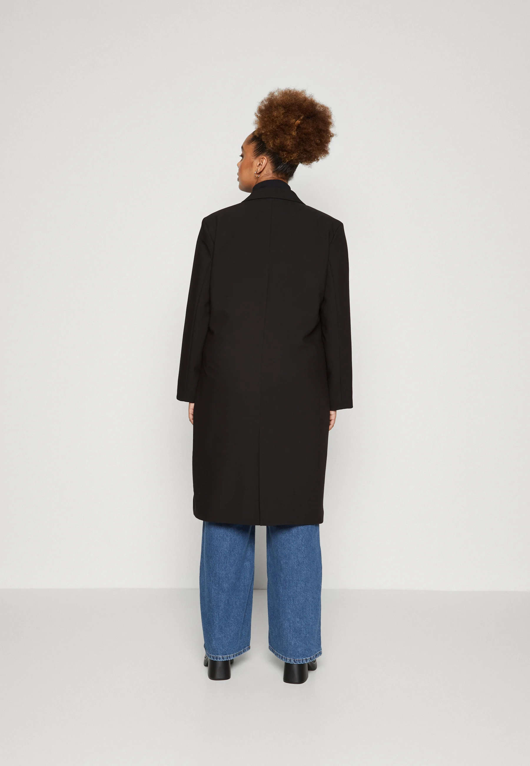 Vero Moda Curve VMCLAIR LONG - Abrigo clásico