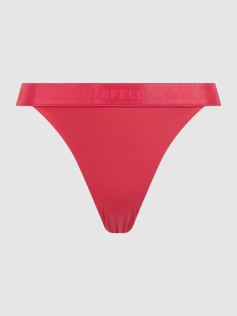 String mit Spitze in rot