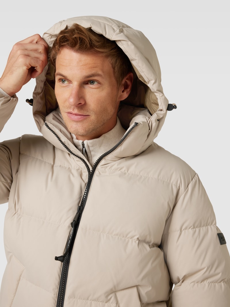 Daunenjacke mit Kapuze in sand