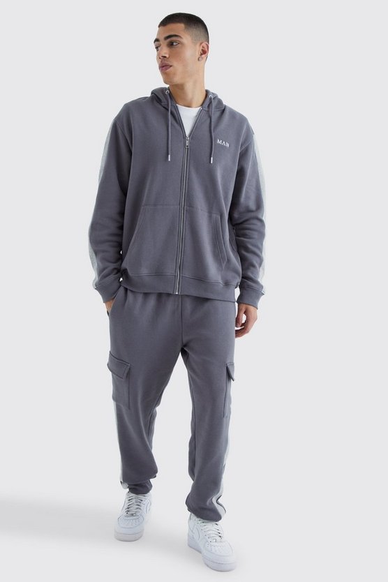 Man Gold Hoodie und Cargo-Jogginghose