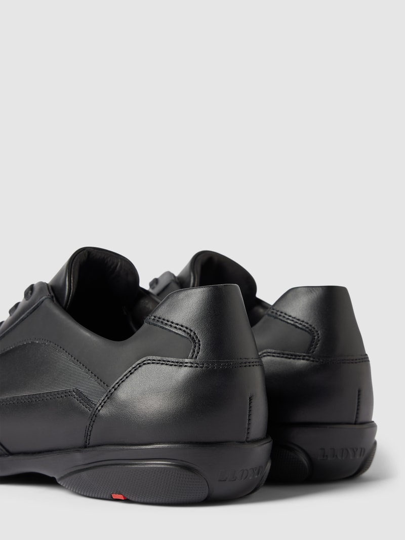 Sneaker aus Leder Modell 'BARNARD' in schwarz