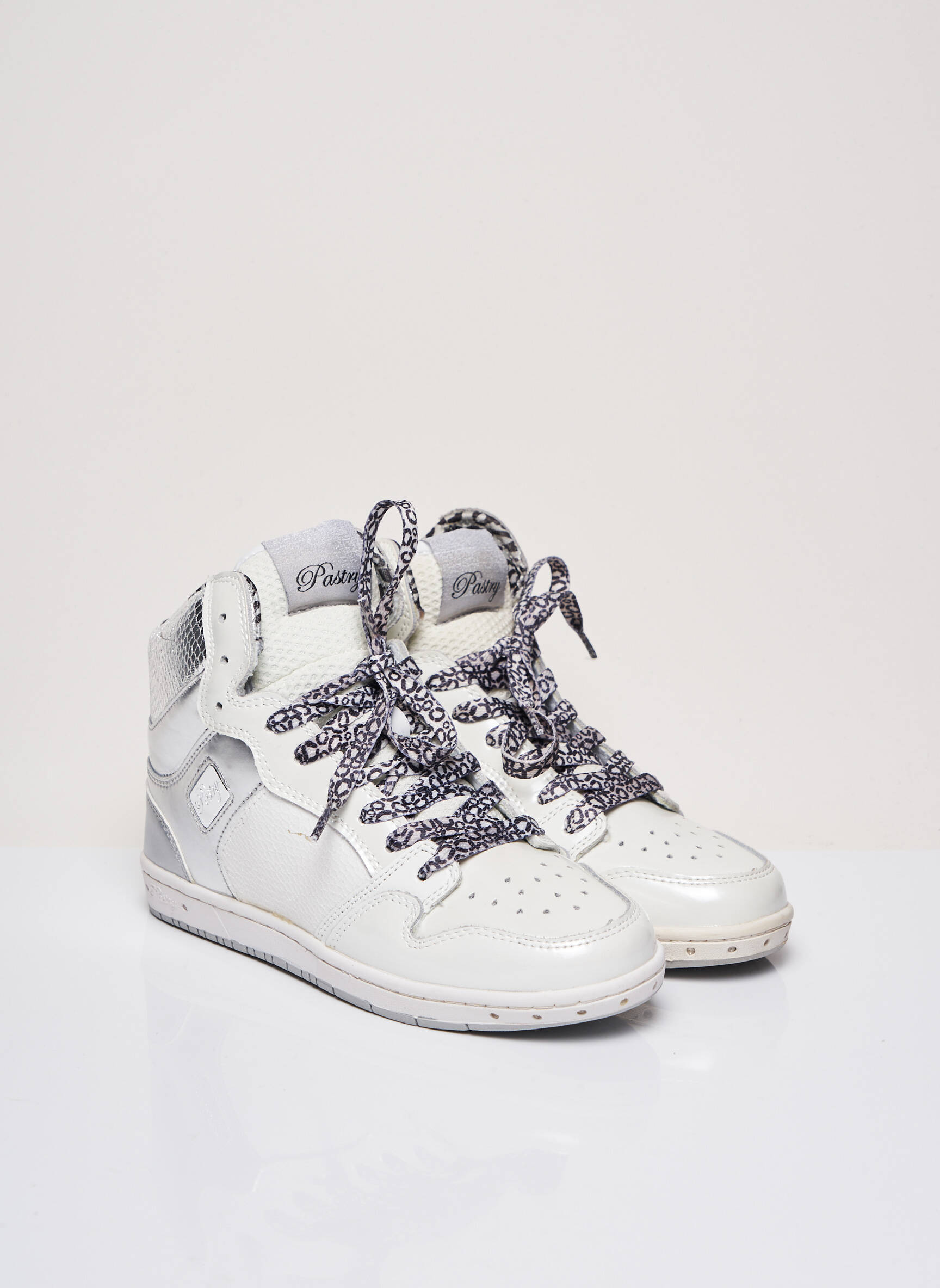Pastry Baskets Femme couleur gris