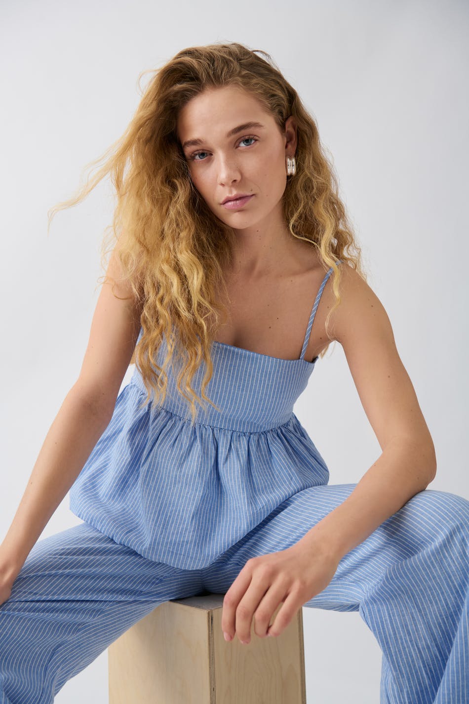 Linen blend singlet